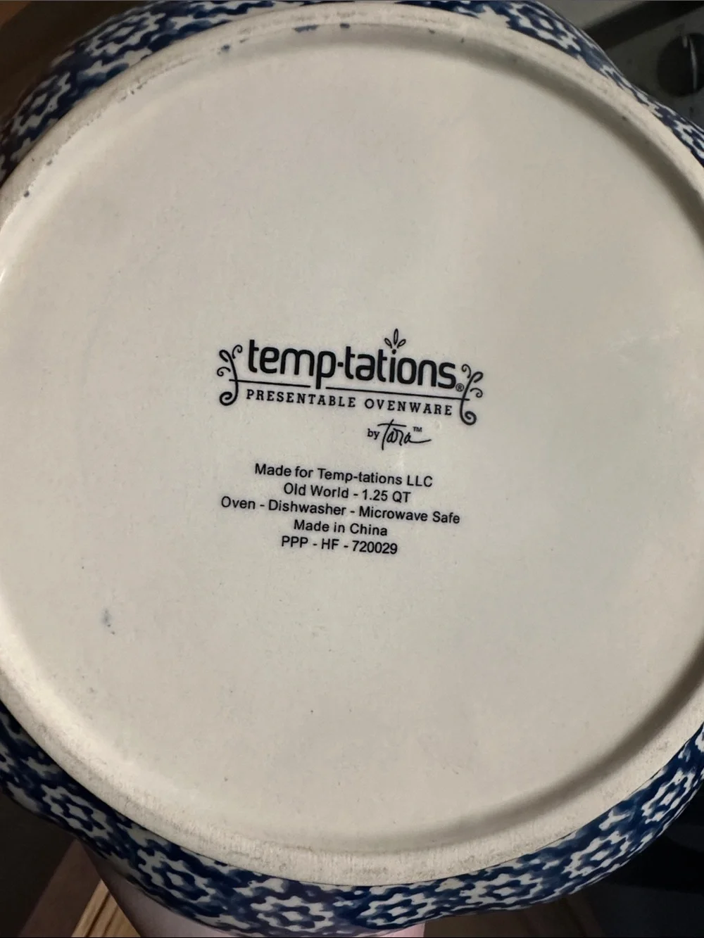 Temp-Tations Bakeware Old World Blue Christmas Tree replacement pieces.